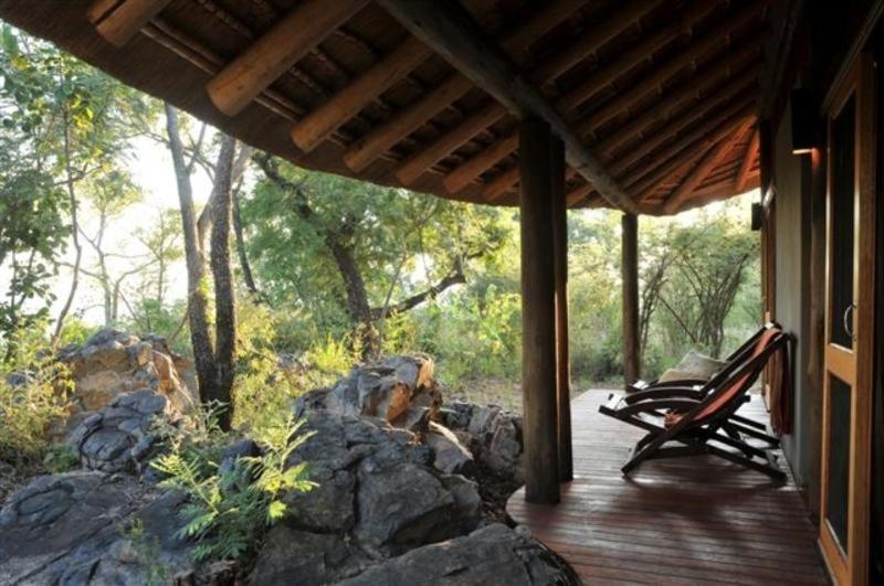 Buffalo Ridge Safari Lodge Защитен резерват „Мадикве“ Екстериор снимка