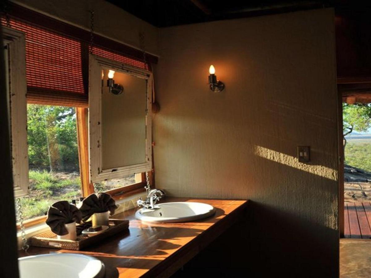 Buffalo Ridge Safari Lodge Защитен резерват „Мадикве“ Екстериор снимка