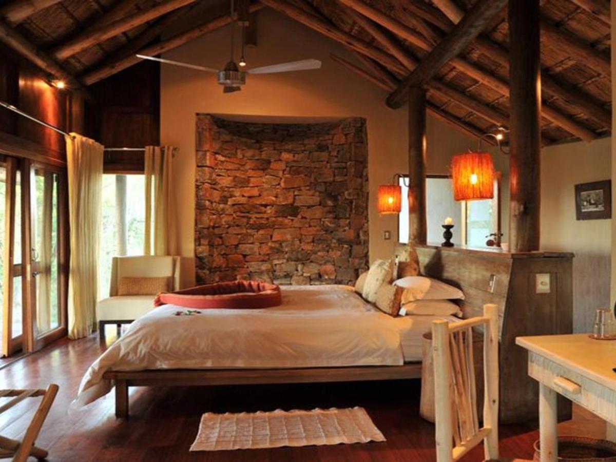 Buffalo Ridge Safari Lodge Защитен резерват „Мадикве“ Екстериор снимка